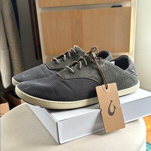 OluKai Gray Sneakers with Textured Upper and Cushioned Sole